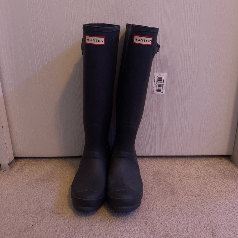 NWT Original Slate Grey Hunter Boots ✨